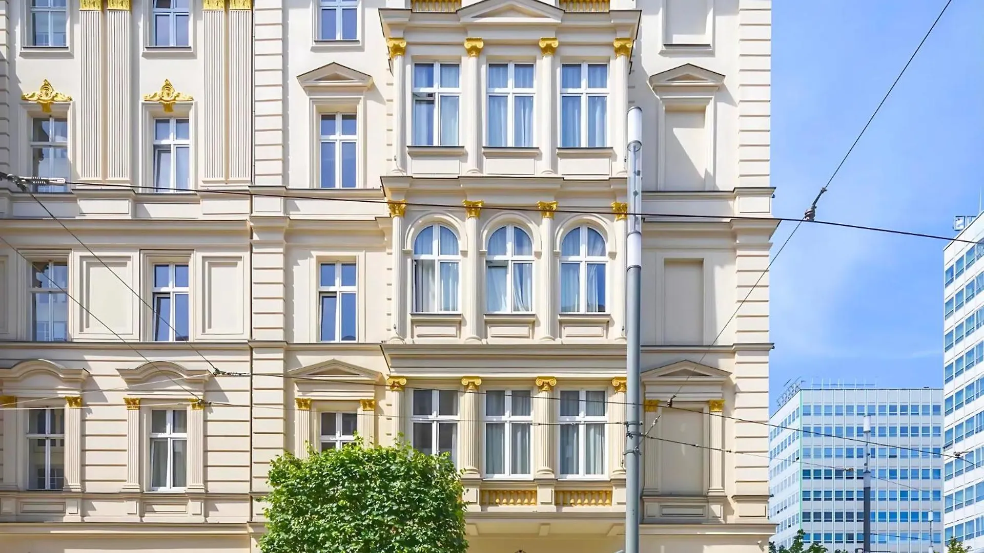 Serenity Aparthotels - Old Town Poznan By Friendly Apartments