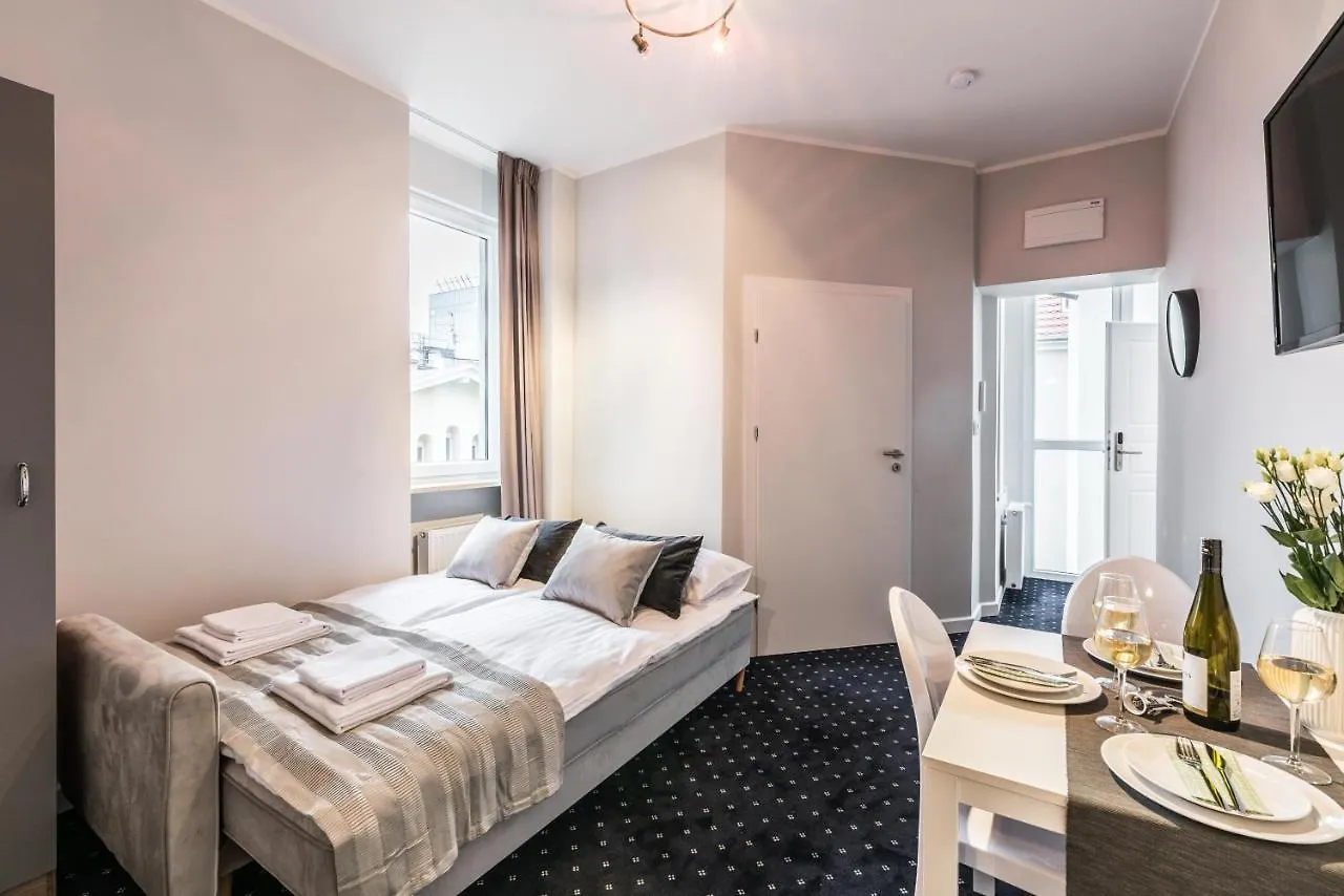 Serenity Aparthotels - Old Town Poznan By Friendly Apartments
