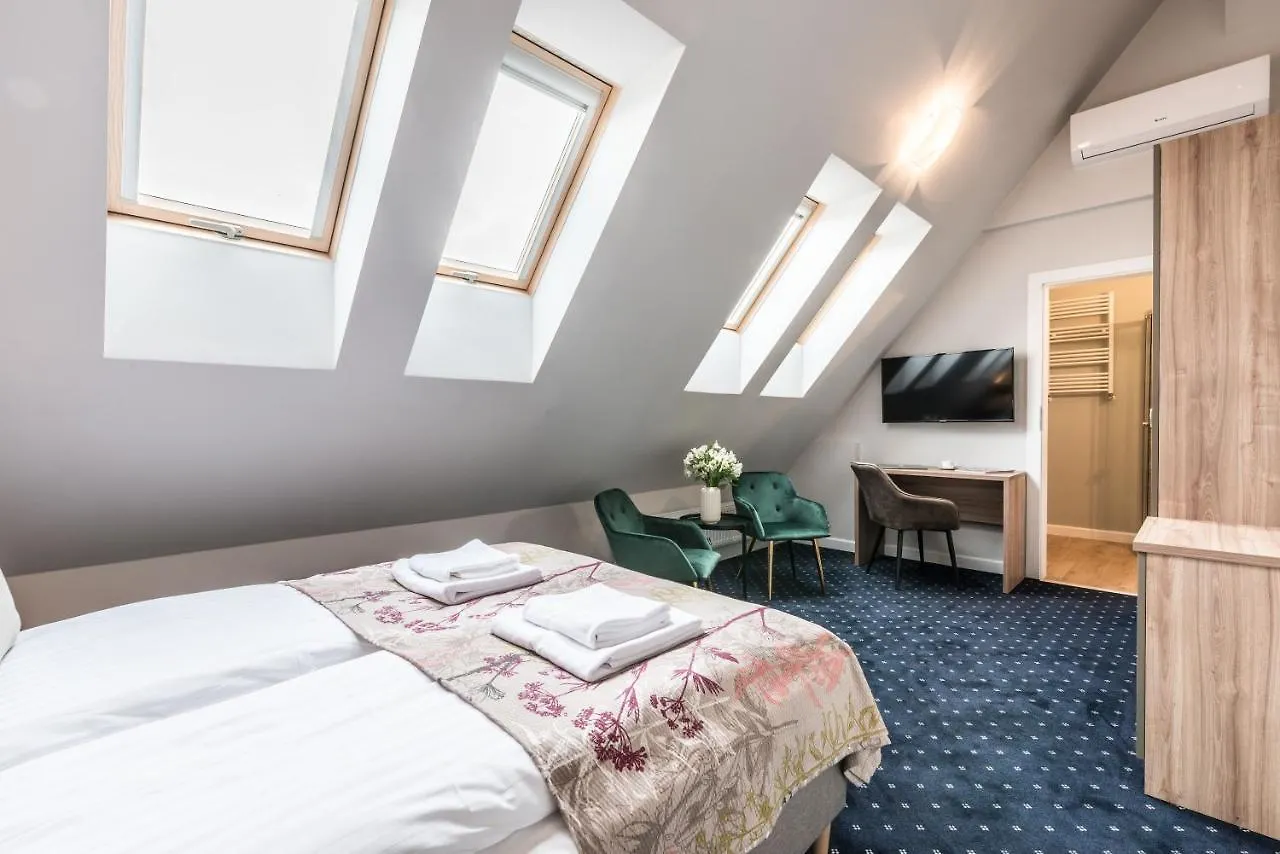 Serenity Aparthotels - Old Town Poznan By Friendly Apartments