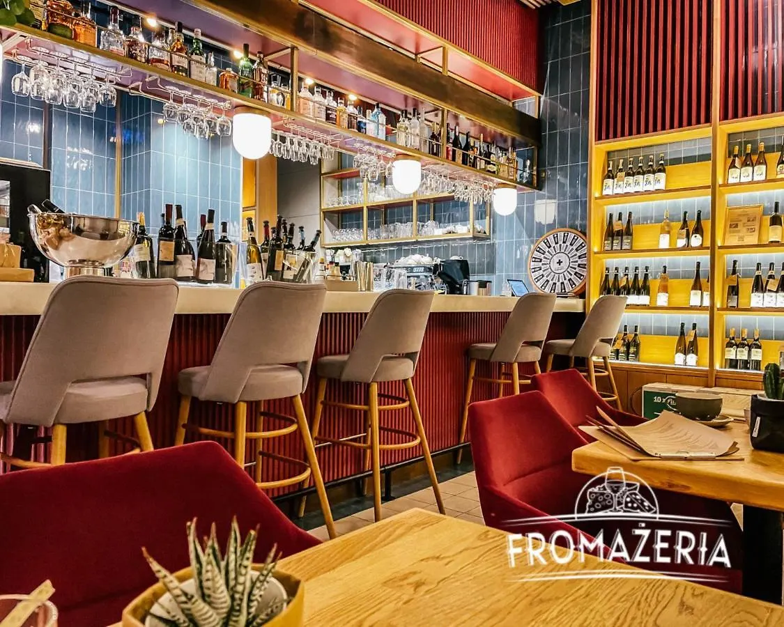 Serenity Aparthotels - Old Town Poznan By Friendly Apartments