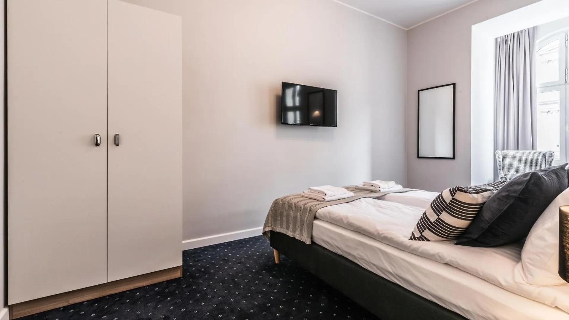 Serenity Aparthotels - Old Town Poznan By Friendly Apartments